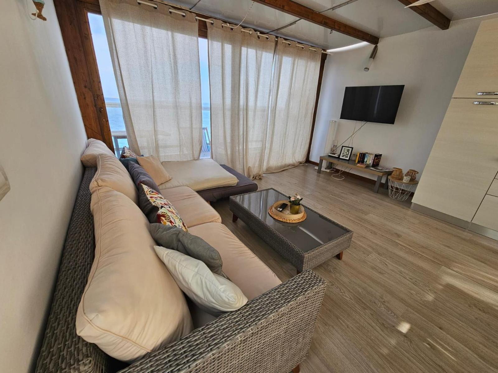 Eros Oceanview Attic Apartment ซานตาครูซ เด เตเนริเฟ ภายนอก รูปภาพ